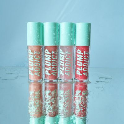 Plump Addict Lip Gloss Attached